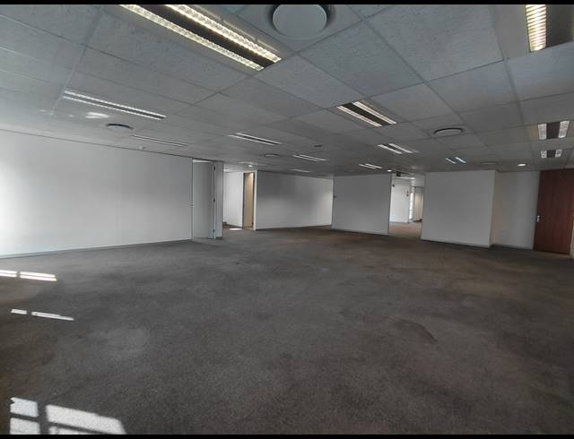 378M² OFFICE TO LET IN BRYANSTON